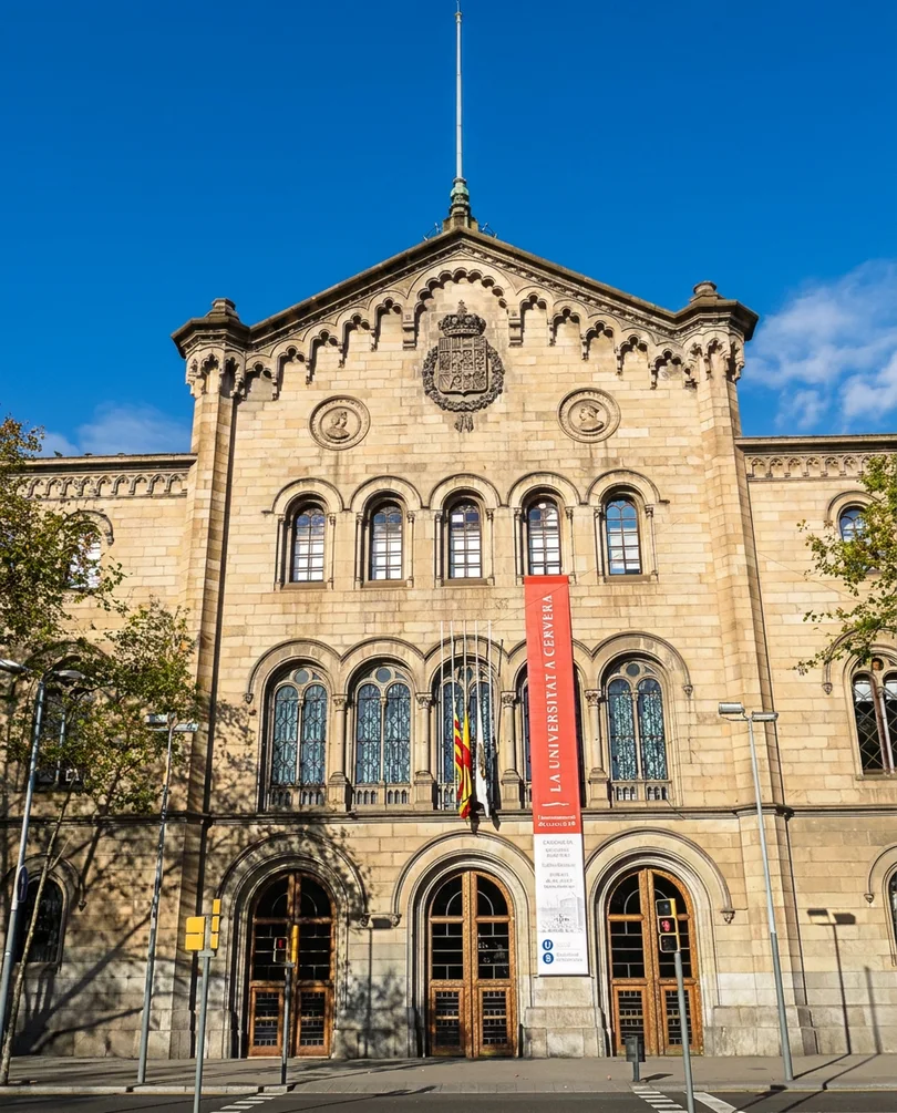 Поступить в University of Barcelona
