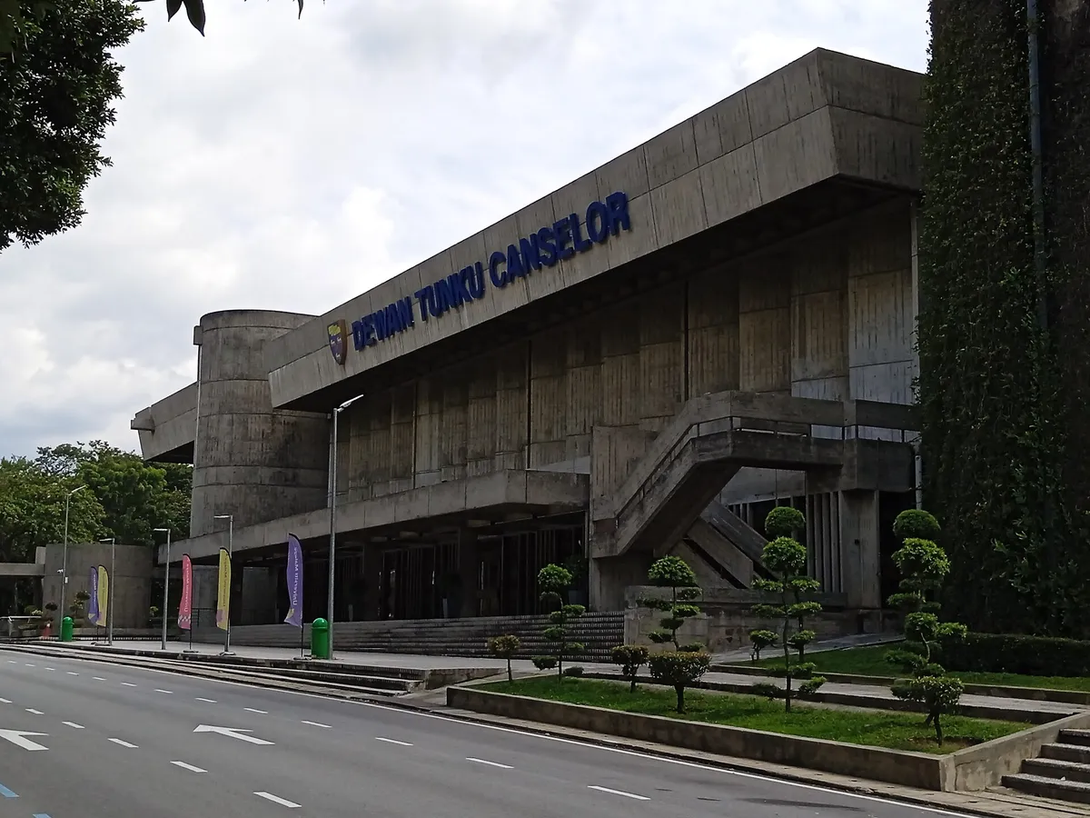 Зал Dewan Tunku Canselor на кампусе Universiti Malaya, Куала-Лумпур