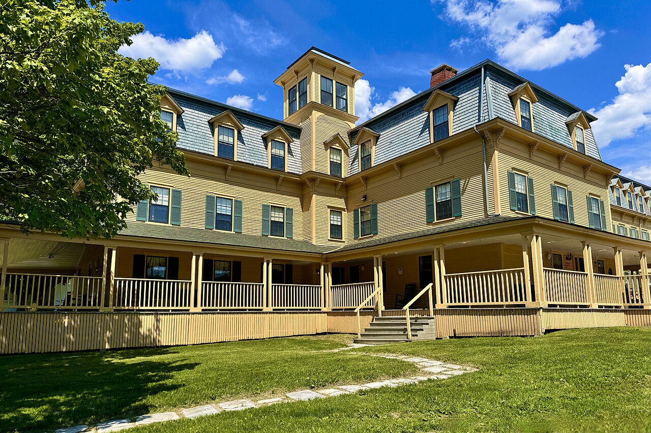 Bicentennial Hall в Middlebury College
