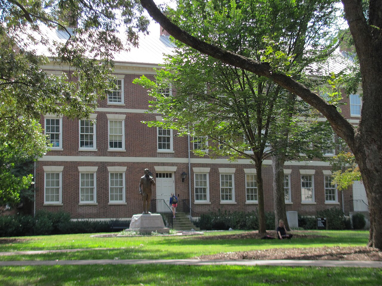 Краснокирпичные корпуса University of Georgia