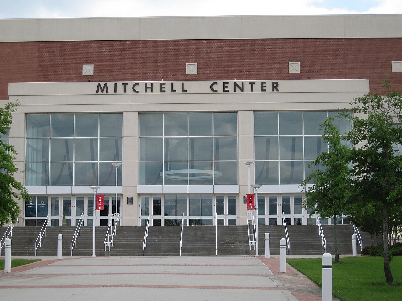 Митчелл-центр, University of South Alabama