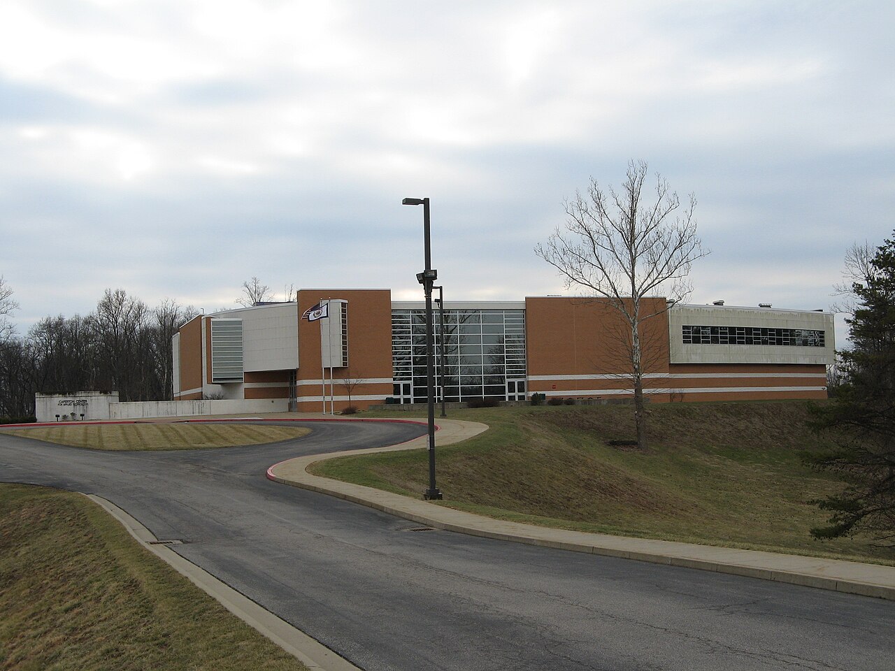 Современный учебный корпус West Virginia University at Parkersburg